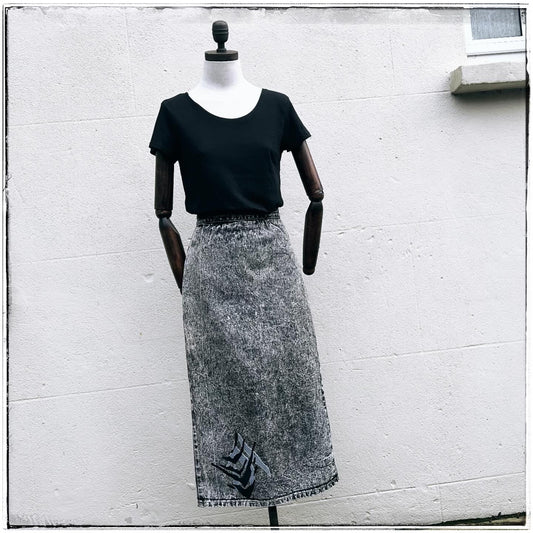 Vintage Appliqué Acid Wash Denim Skirt