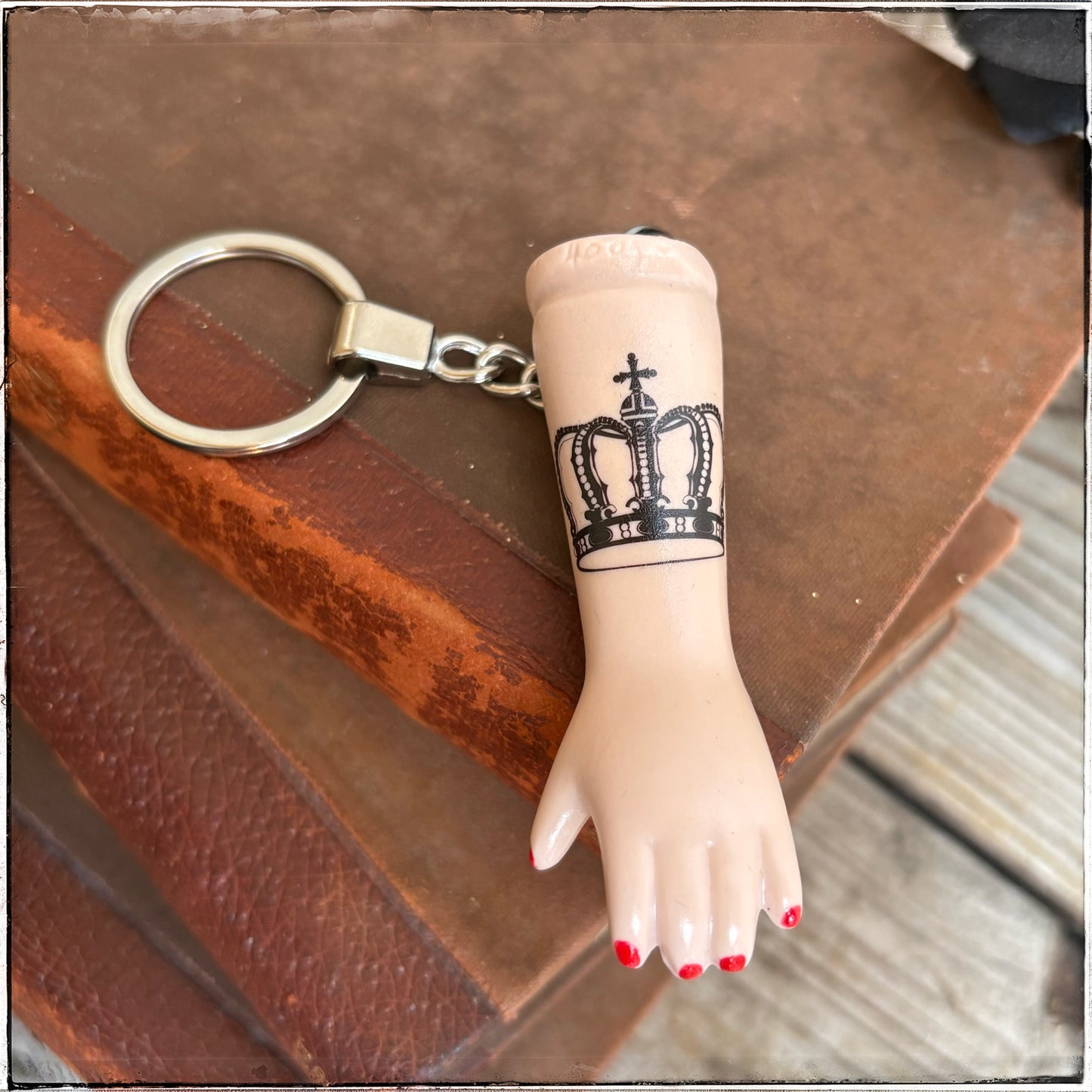 Doll Arm Key Ring - Queen