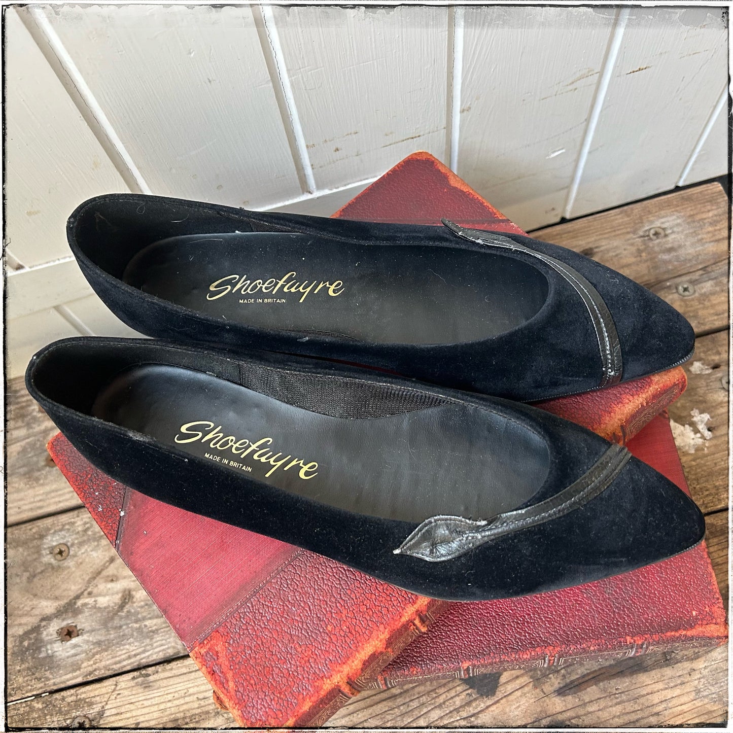 Vintage 80s Black Suede Leather Detail Flats
