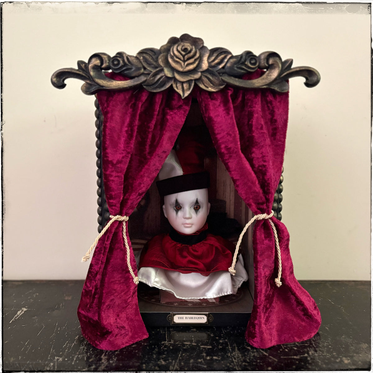 Circus of Dolls - The Harlequin