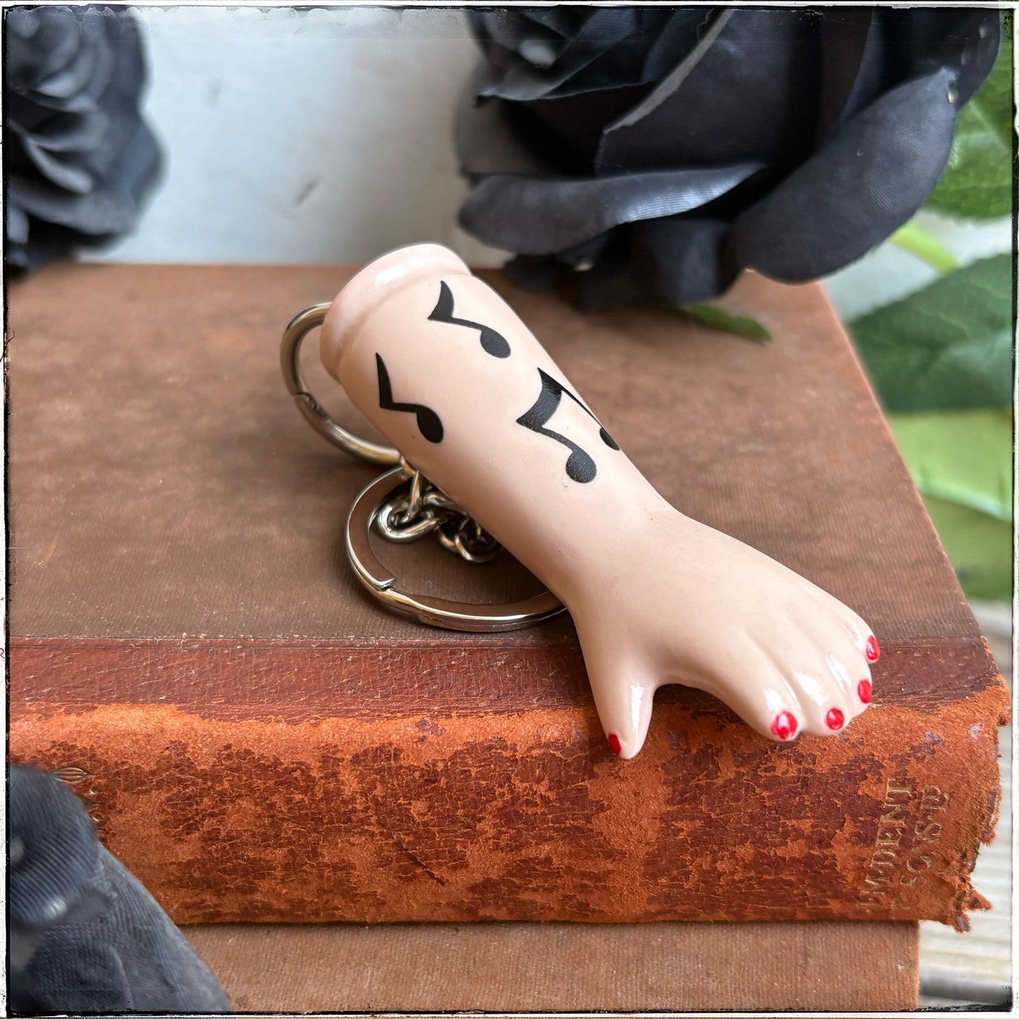 Doll Arm Key Ring - Music