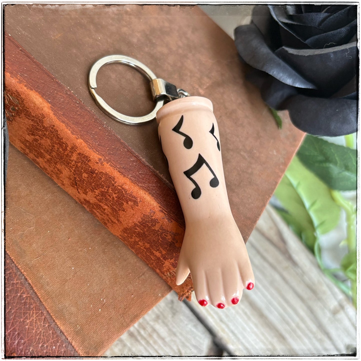 Doll Arm Key Ring - Music