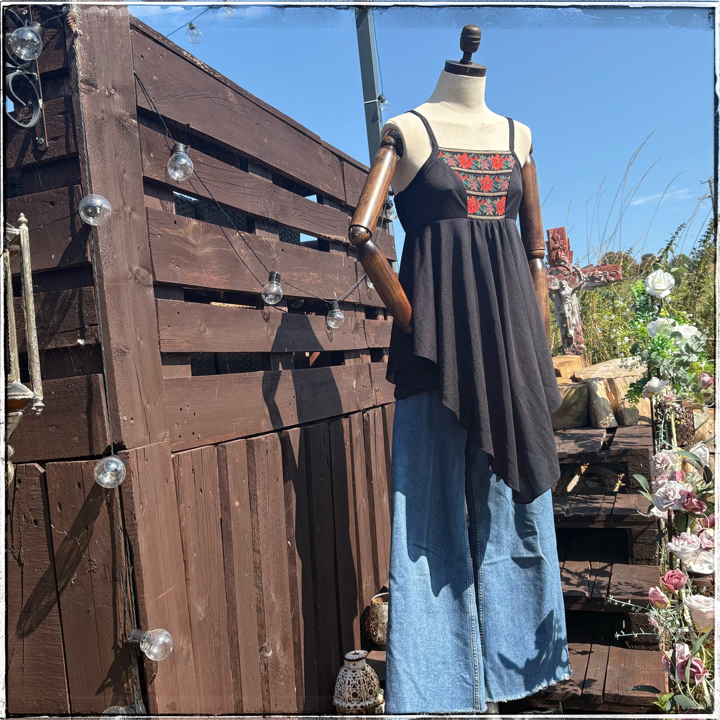 Vintage 70s Mr Darren Embroidered Top