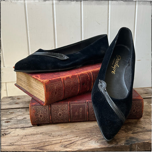 Vintage 80s Black Suede Leather Detail Flats