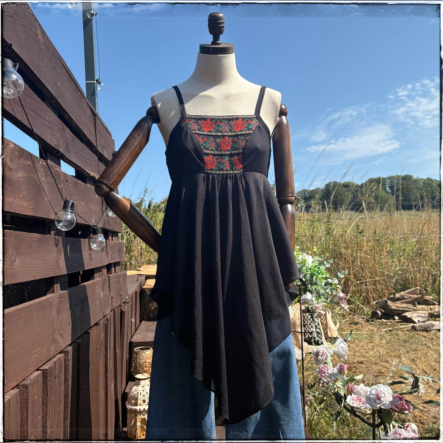 Vintage 70s Mr Darren Embroidered Top