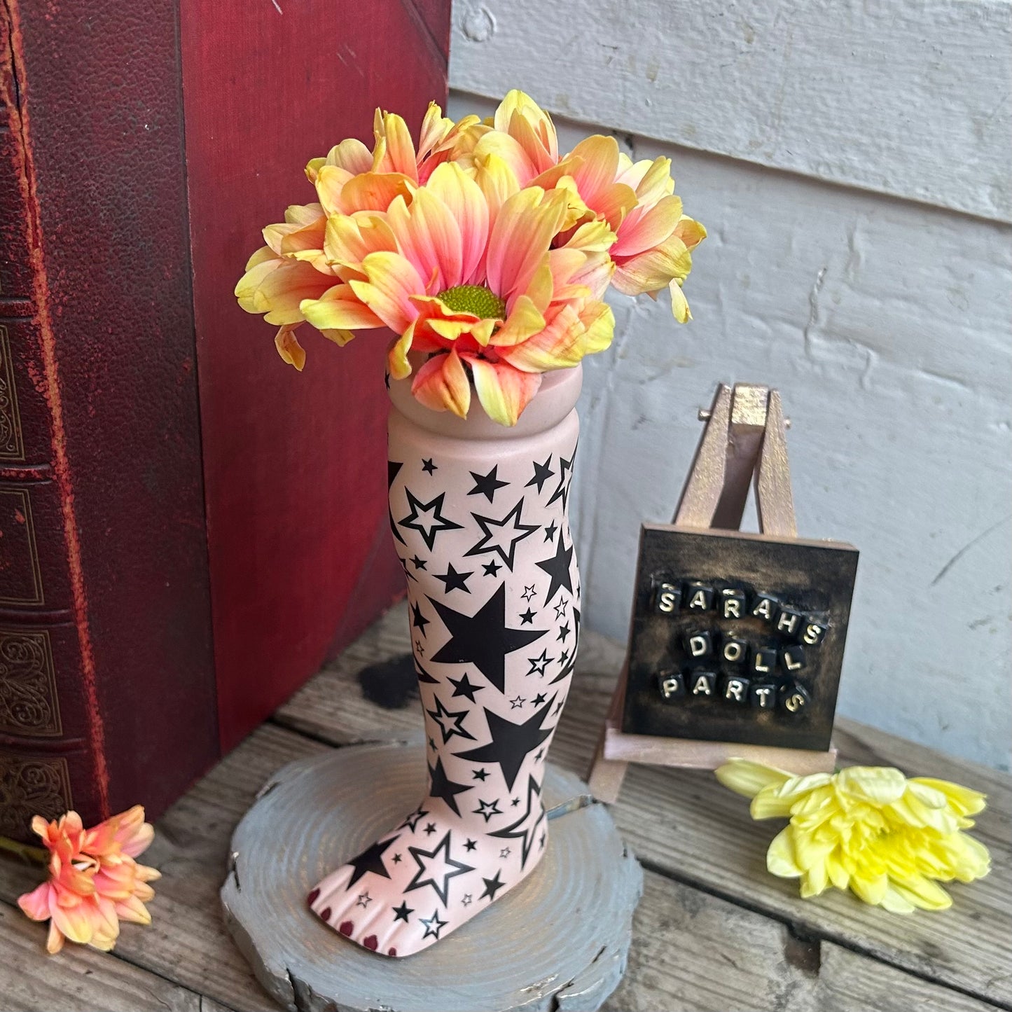Doll Leg Vase - Stars