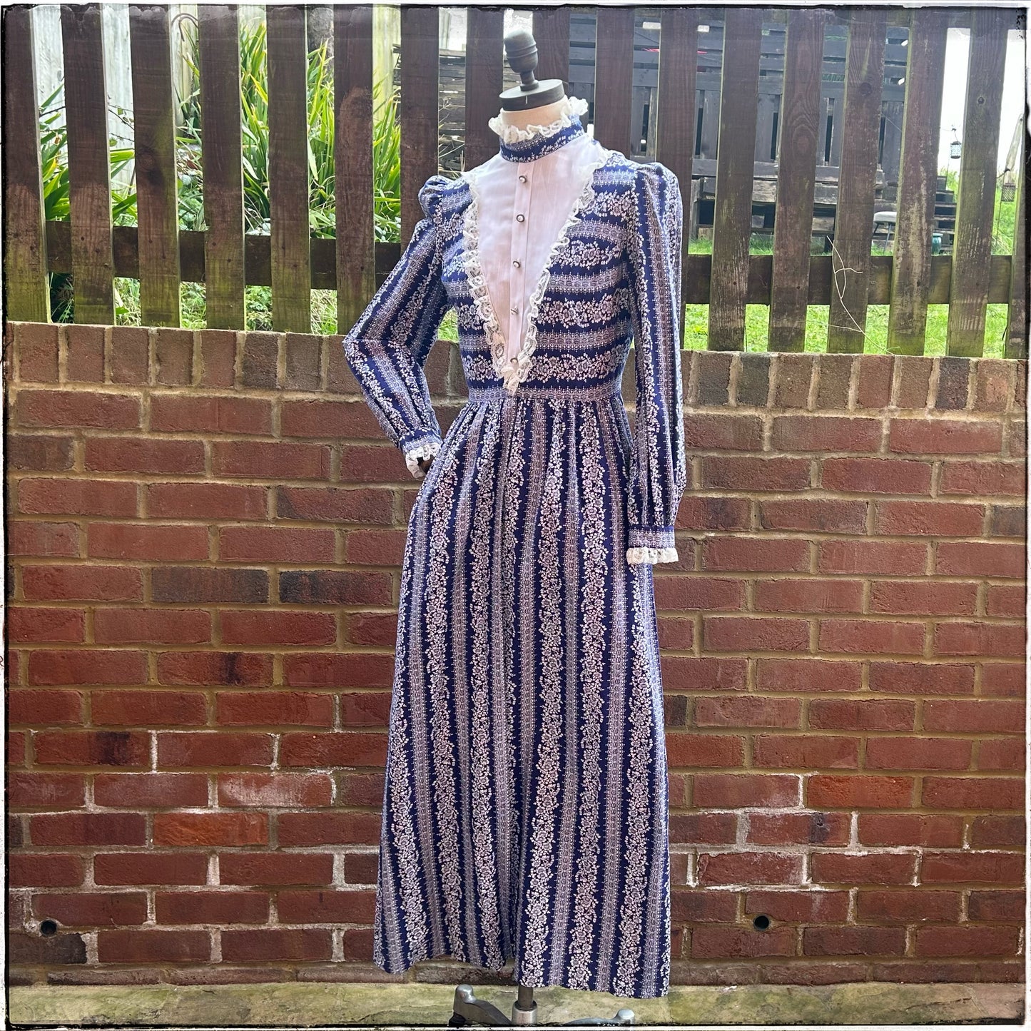 Vintage 70s Dollyrockers Prairie Maxi Dress