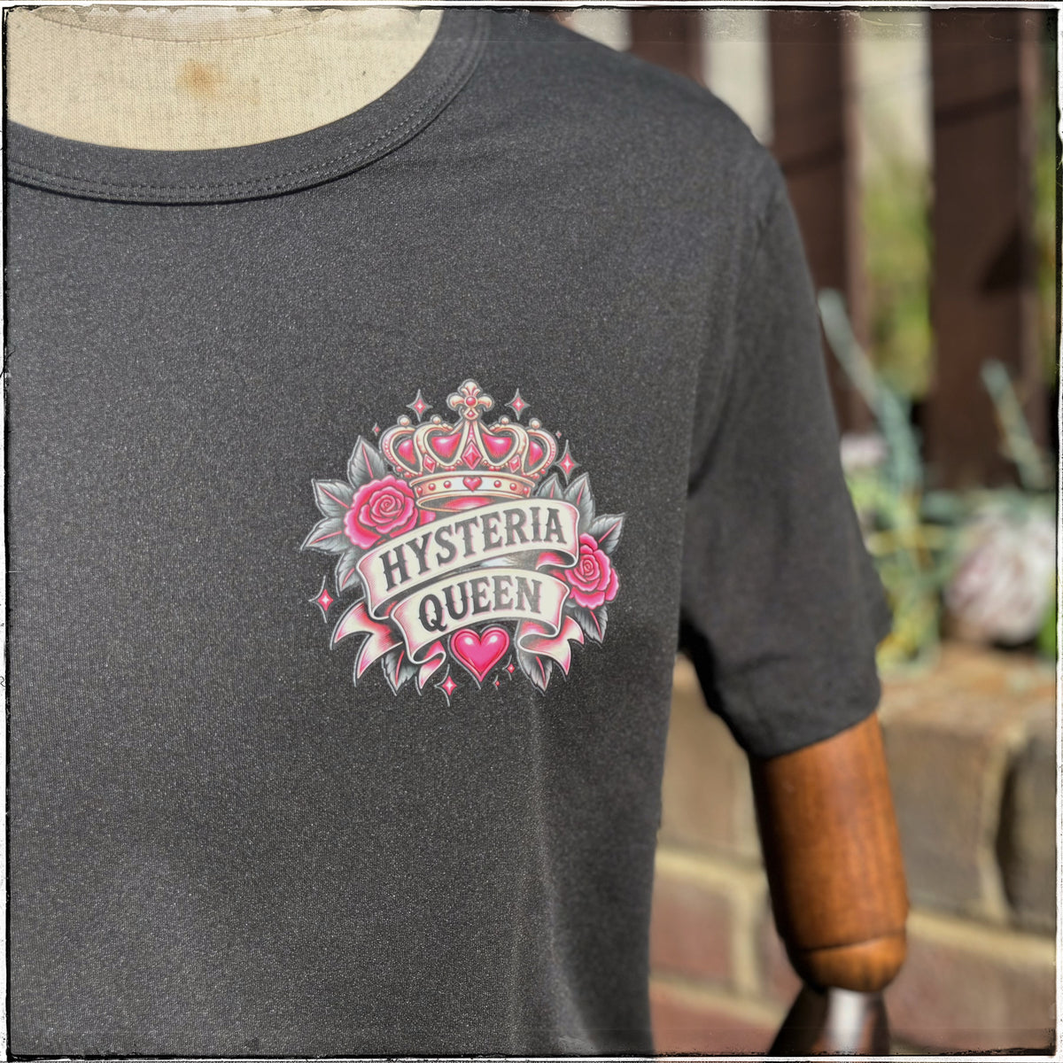 Black  Tee - Hysteria Queen