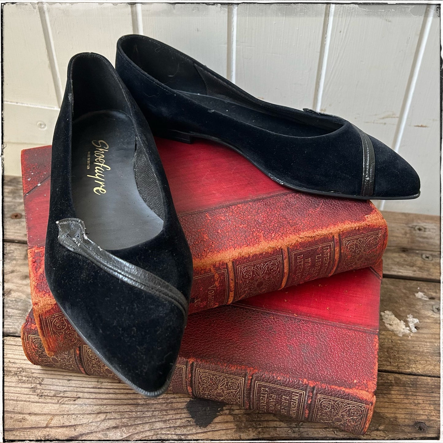 Vintage 80s Black Suede Leather Detail Flats