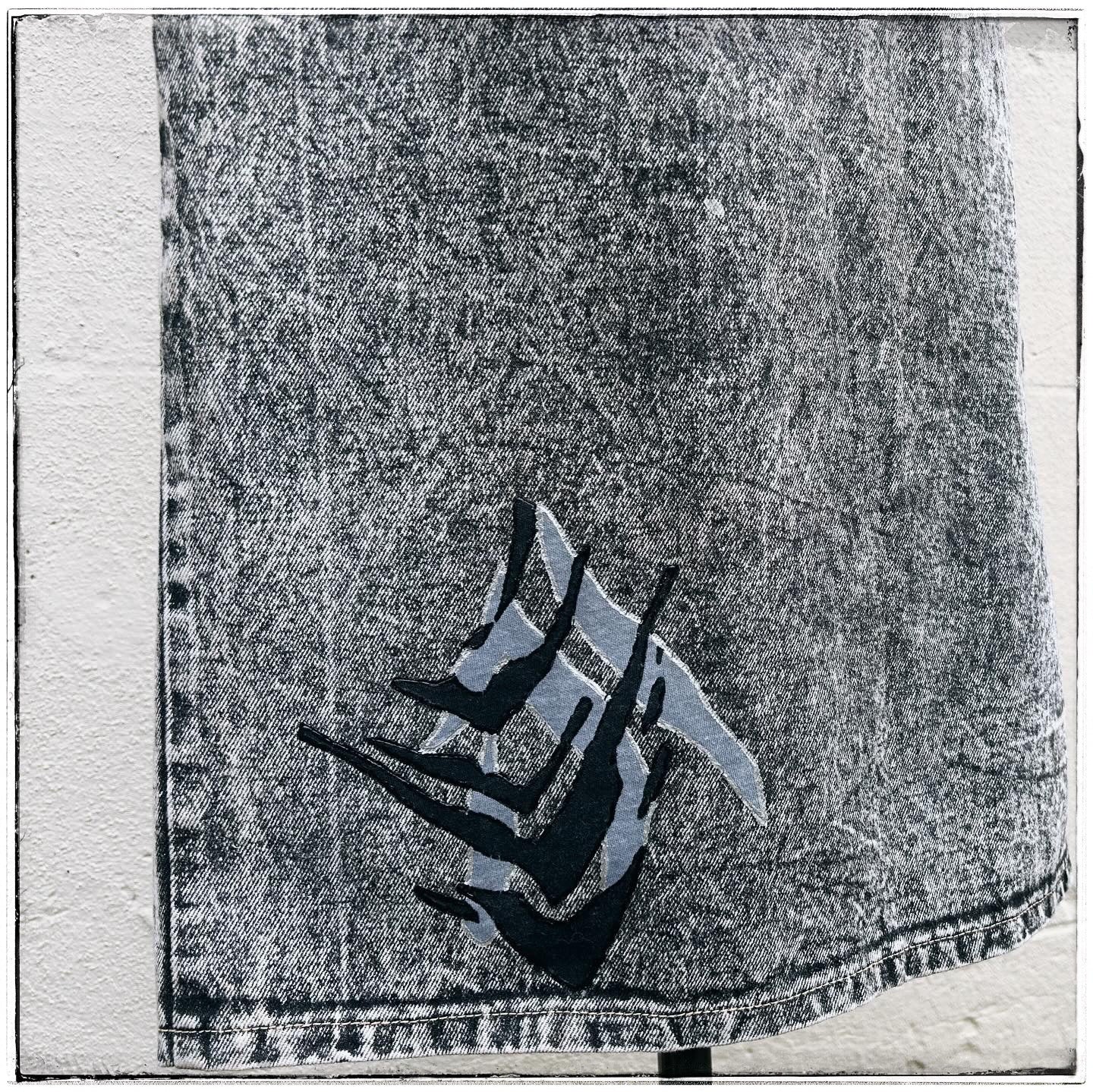 Vintage Appliqué Acid Wash Denim Skirt