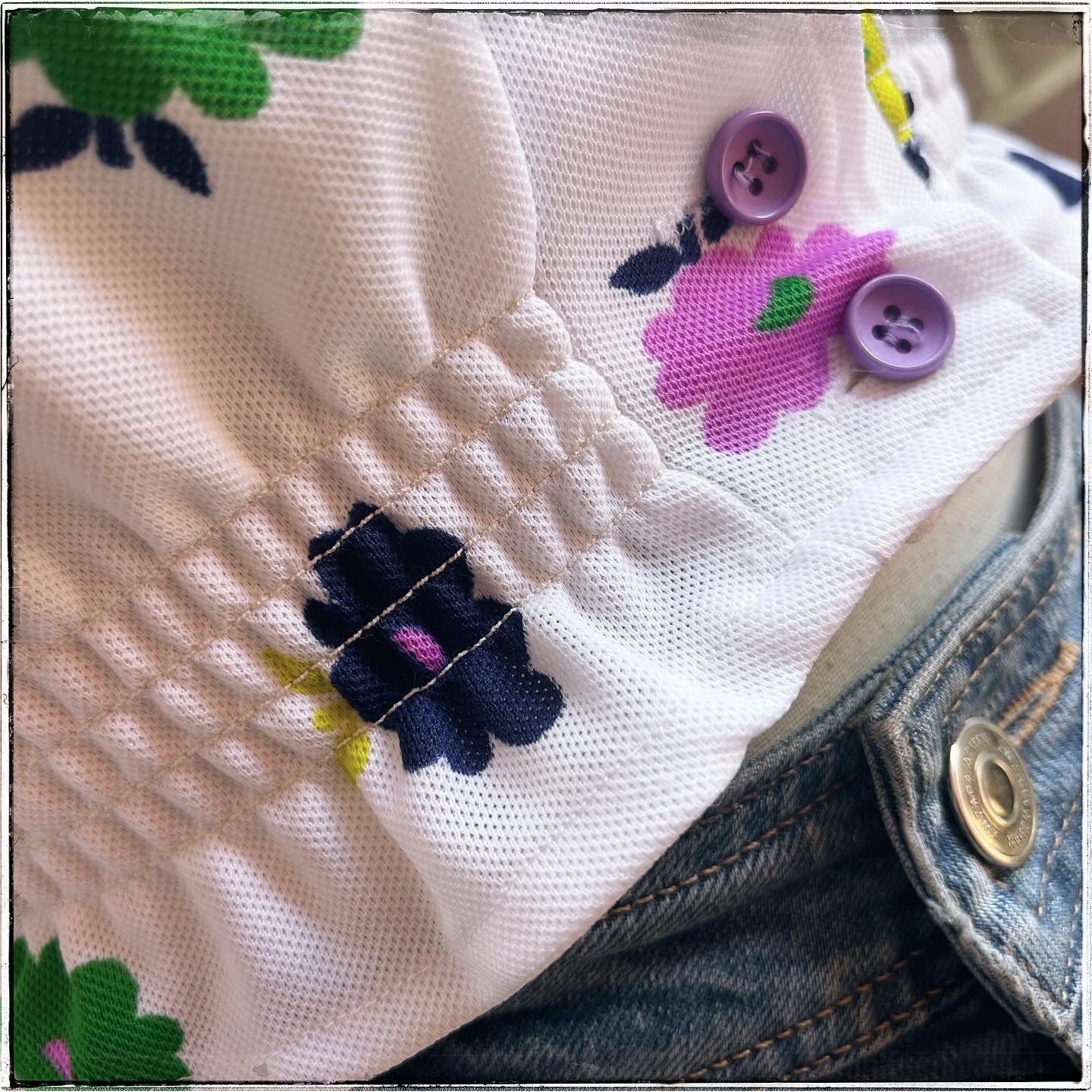 Vintage 70s Cropped Floral Blouse