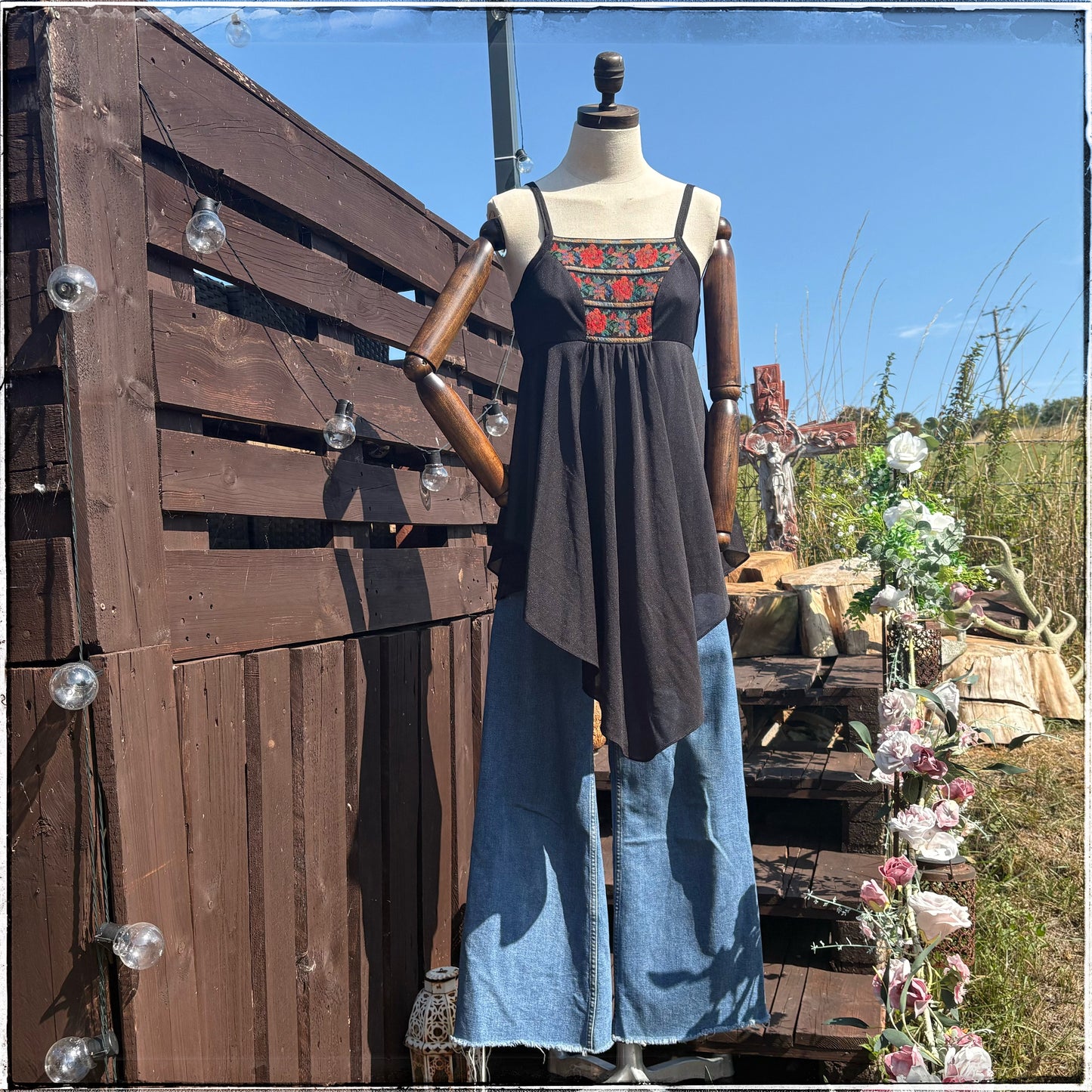 Vintage 70s Mr Darren Embroidered Top