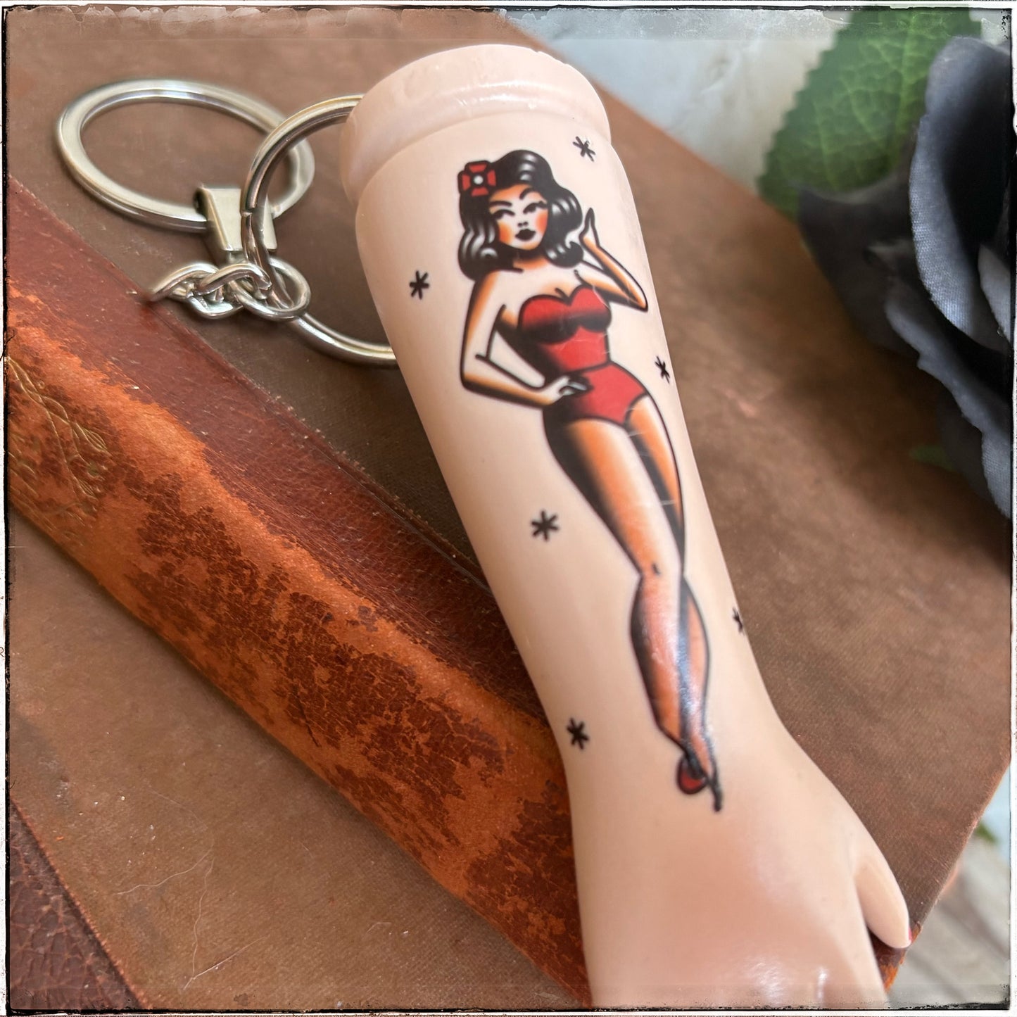Large Doll Arm Key Ring - Pin-Up