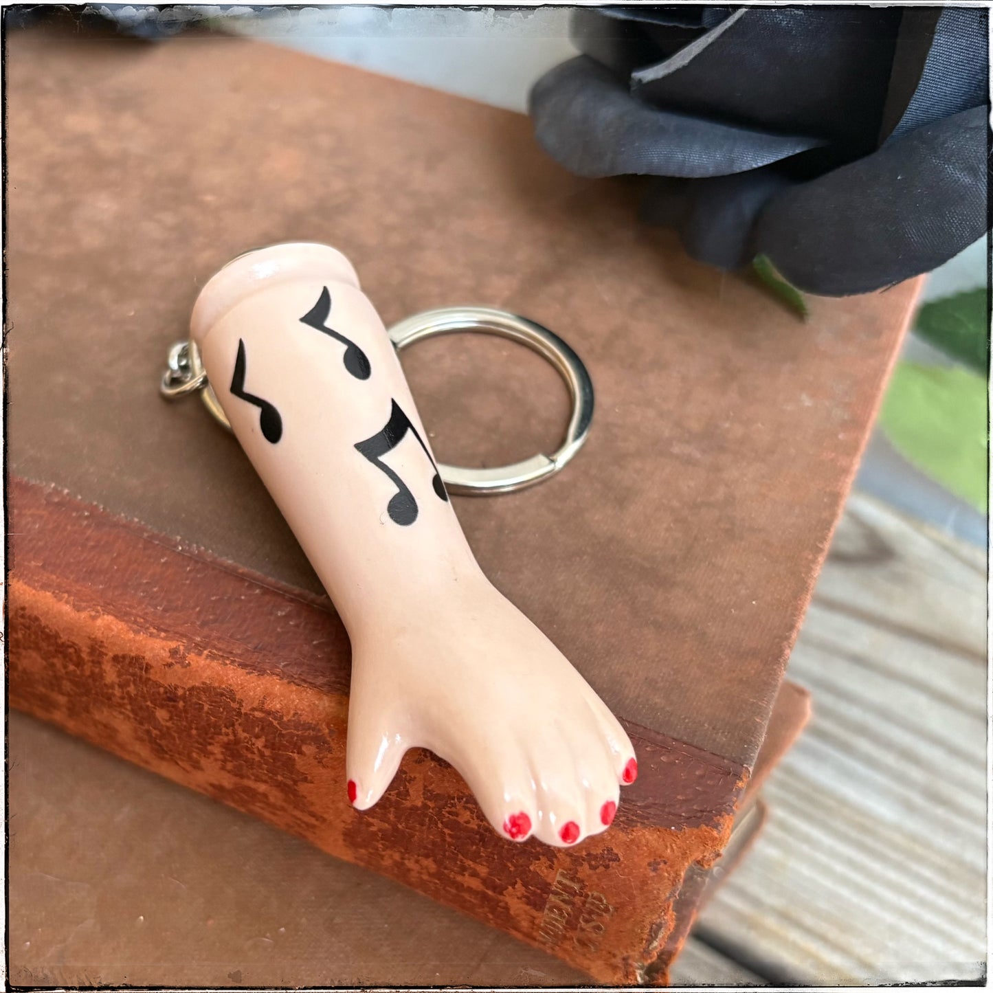Doll Arm Key Ring - Music