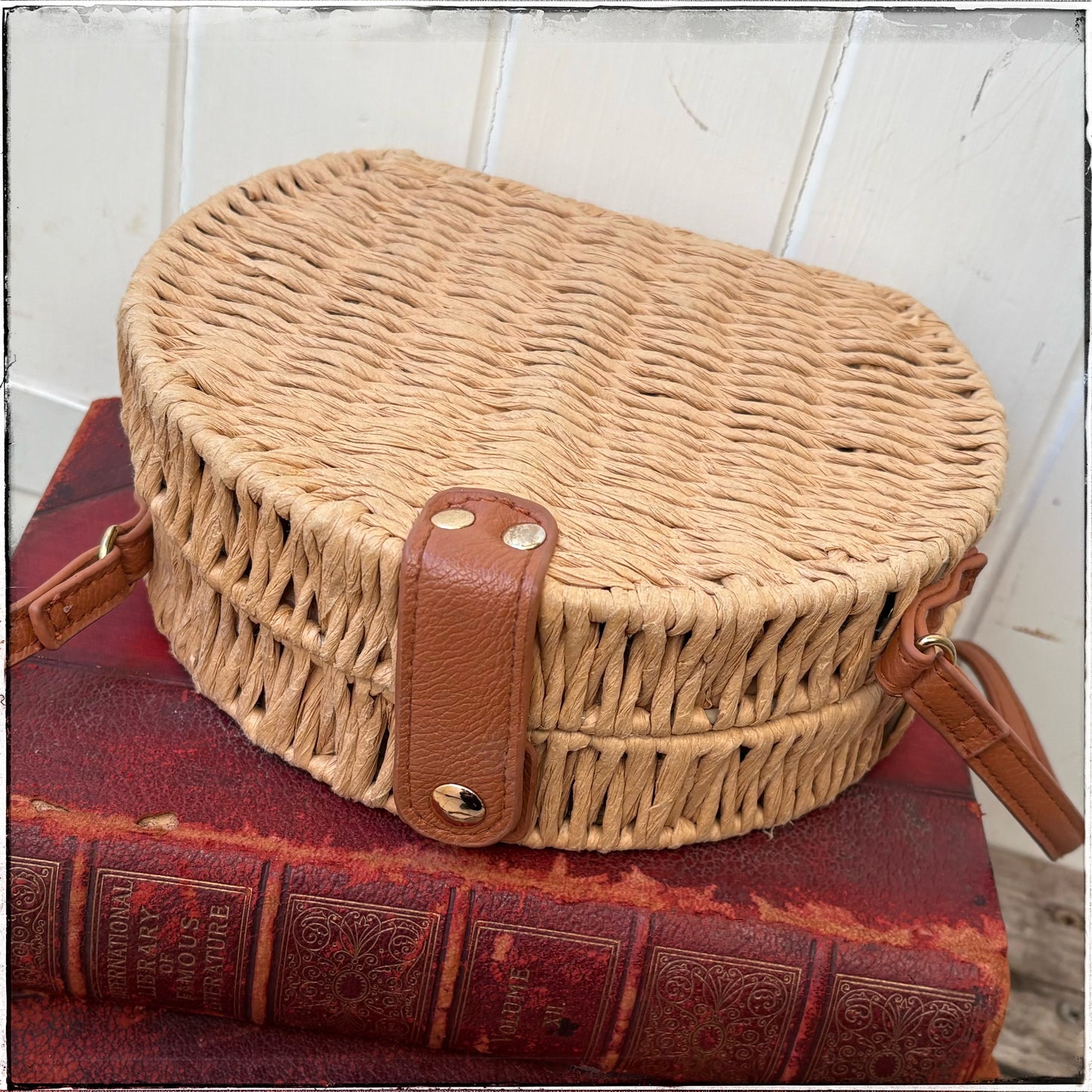 Vintage Style Woven Circular Shoulder Bag