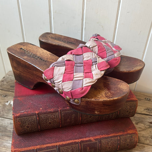 Vintage 70s Leather Clogs - Size 6