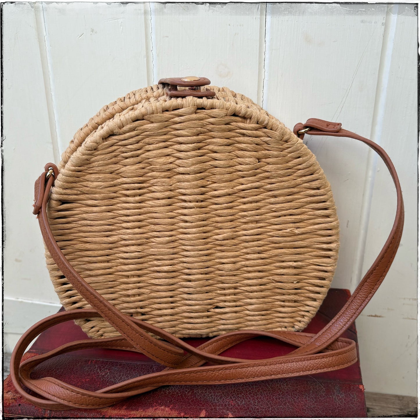 Vintage Style Woven Circular Shoulder Bag