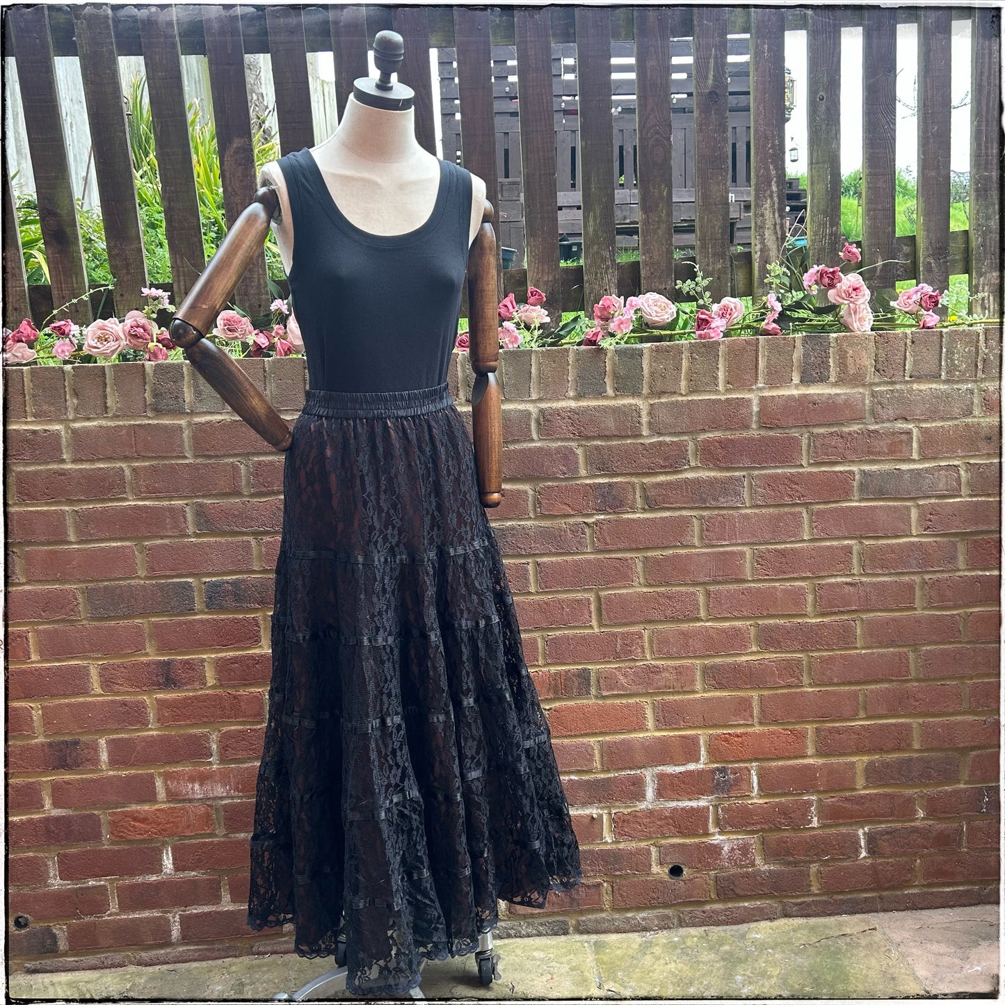 Vintage Fully Lined Black Lace Boho Maxi Skirt
