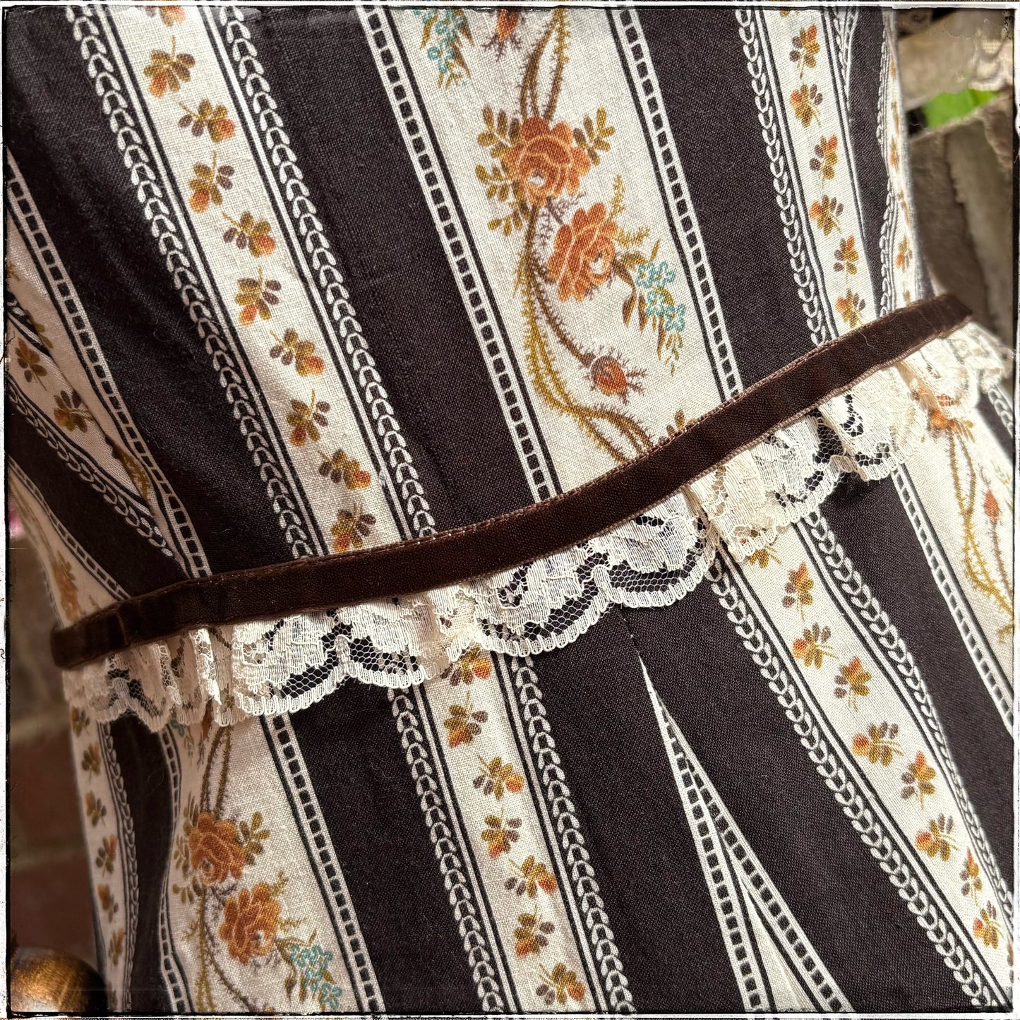 Vintage 70s Floral Prairie Maxi Dress