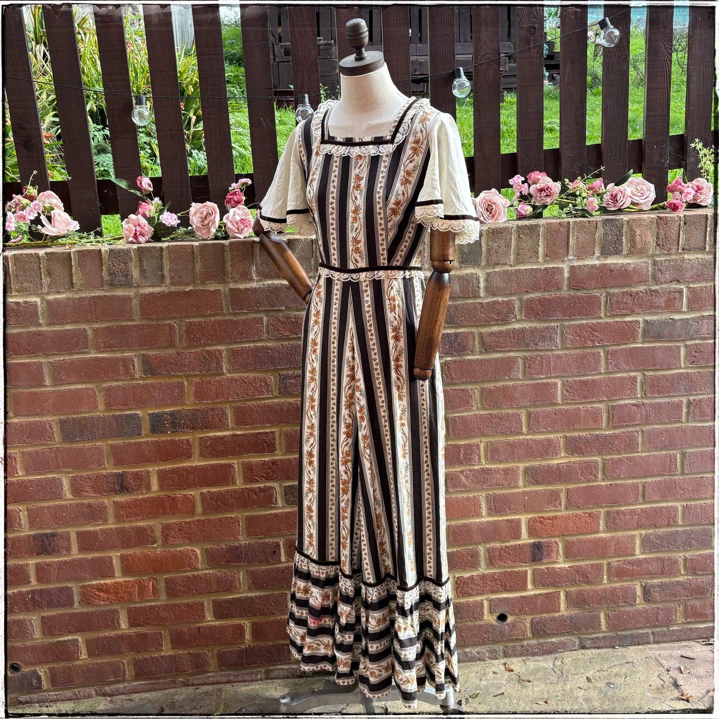 Vintage 70s Floral Prairie Maxi Dress