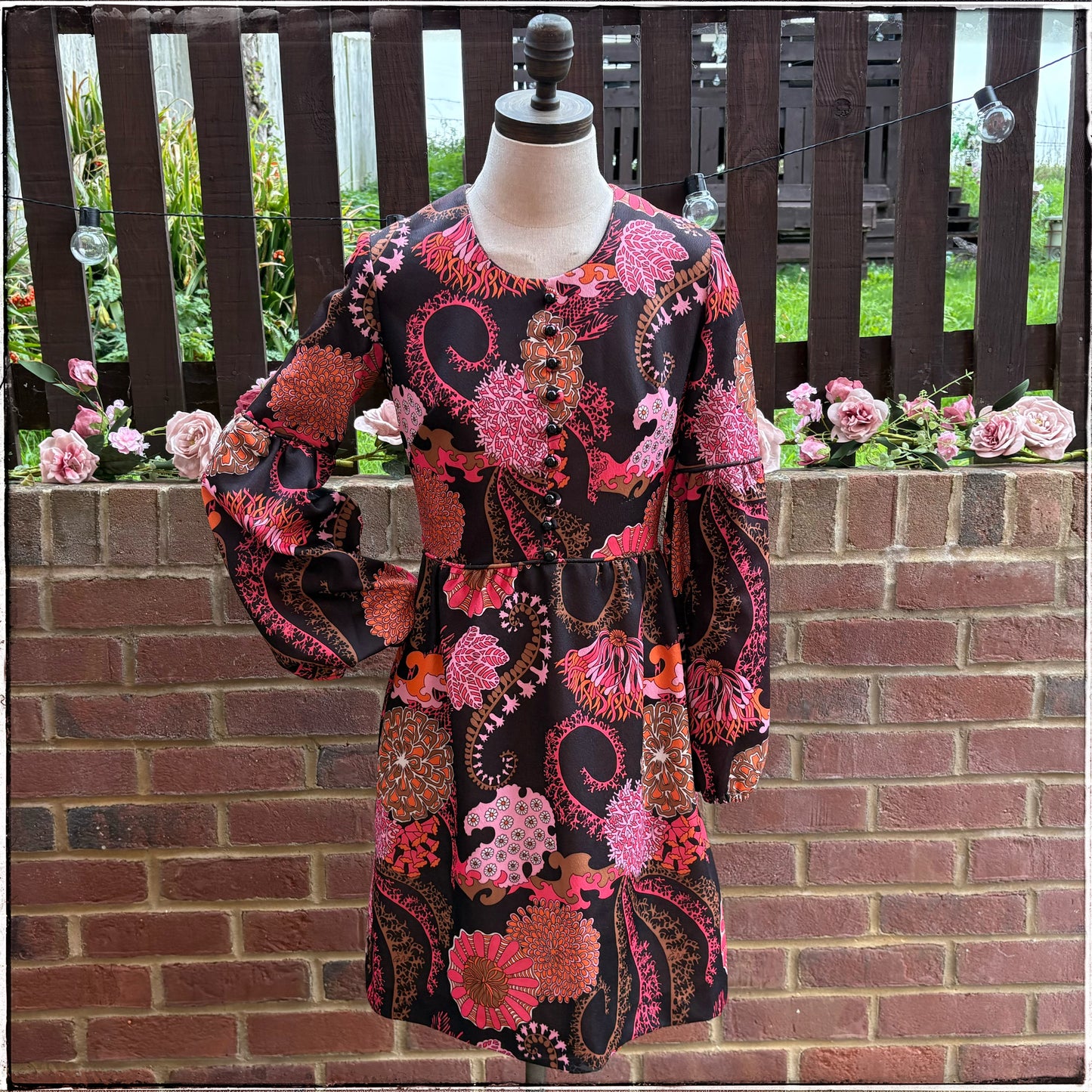 Vintage 60s Psychedelic Trumpet Sleeve Mini Dress