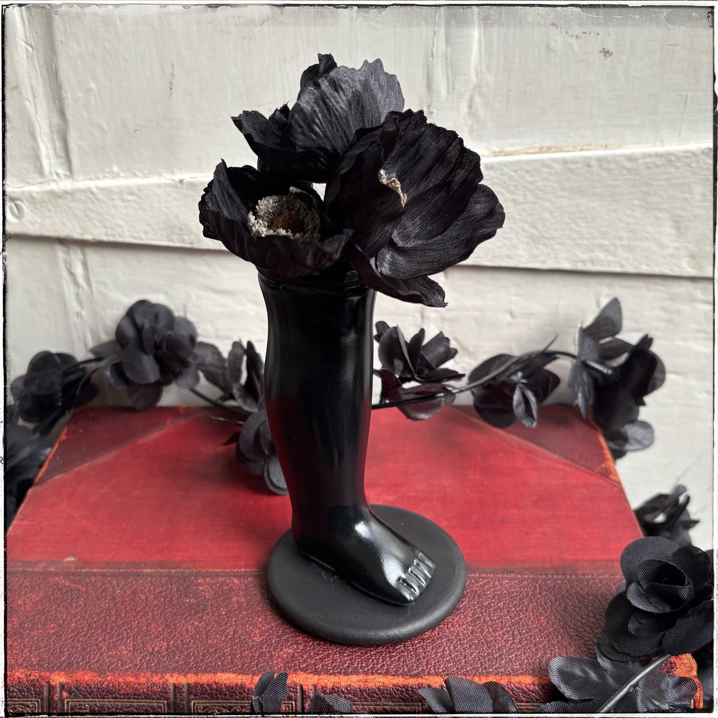 Medium Doll Leg Vase - Black