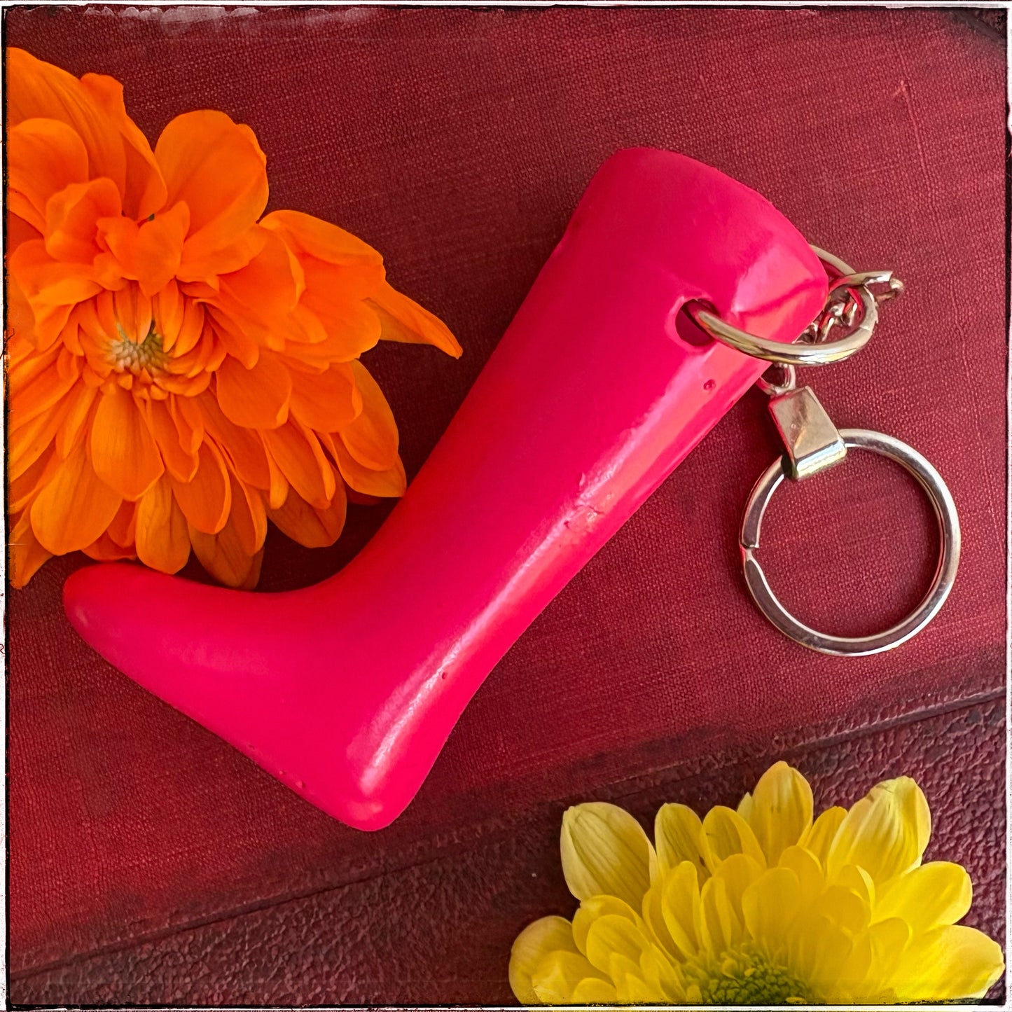 Doll Leg Key Ring - Neon Pink