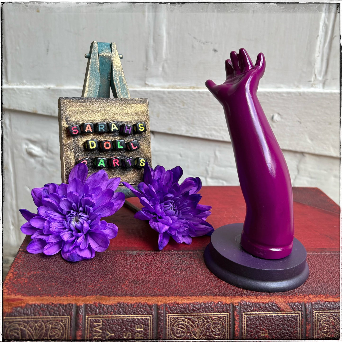 Medium Doll Arm Jewellery Holder - Neon Purple