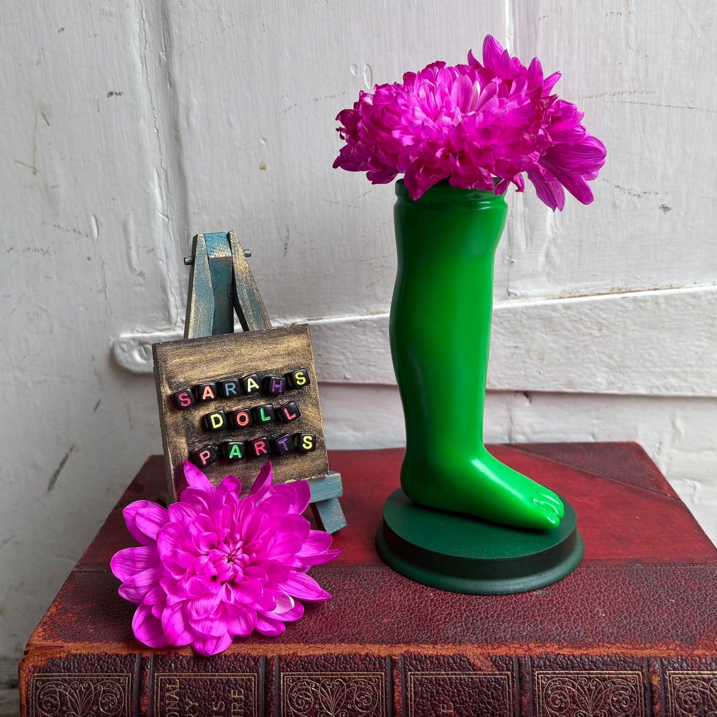 Large Doll Leg Vase - Neon Green