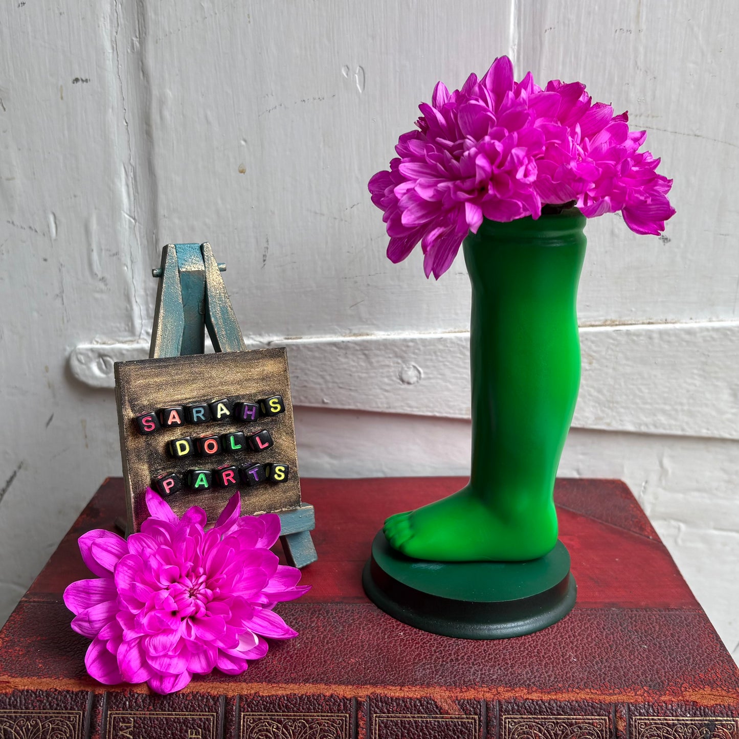 Large Doll Leg Vase - Neon Green