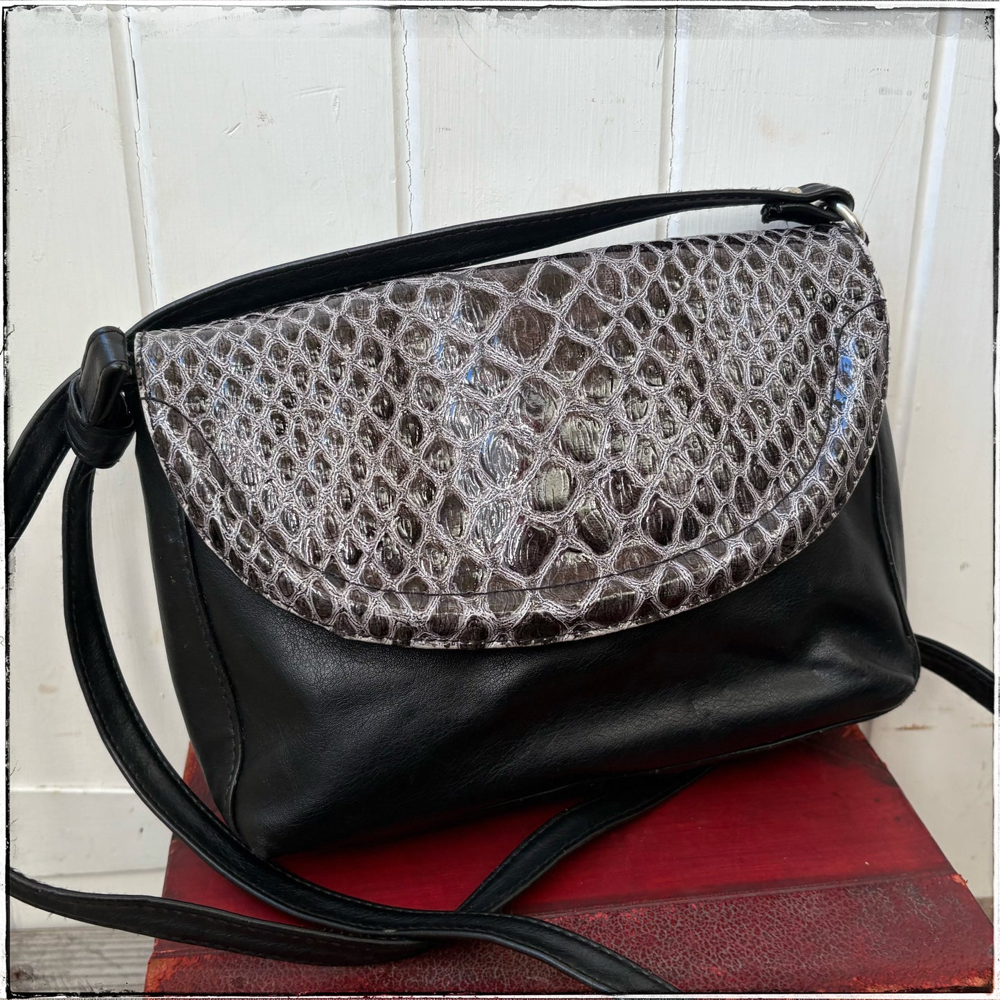 Vintage Faux Leather Snake Print Shoulder/Cross Body Bag